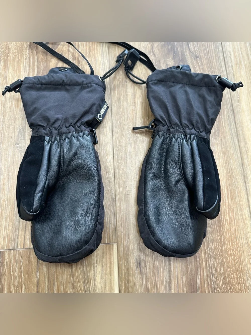 Burton Gore-Tex Leather Palm Mitten Gloves Black, Youth Small
